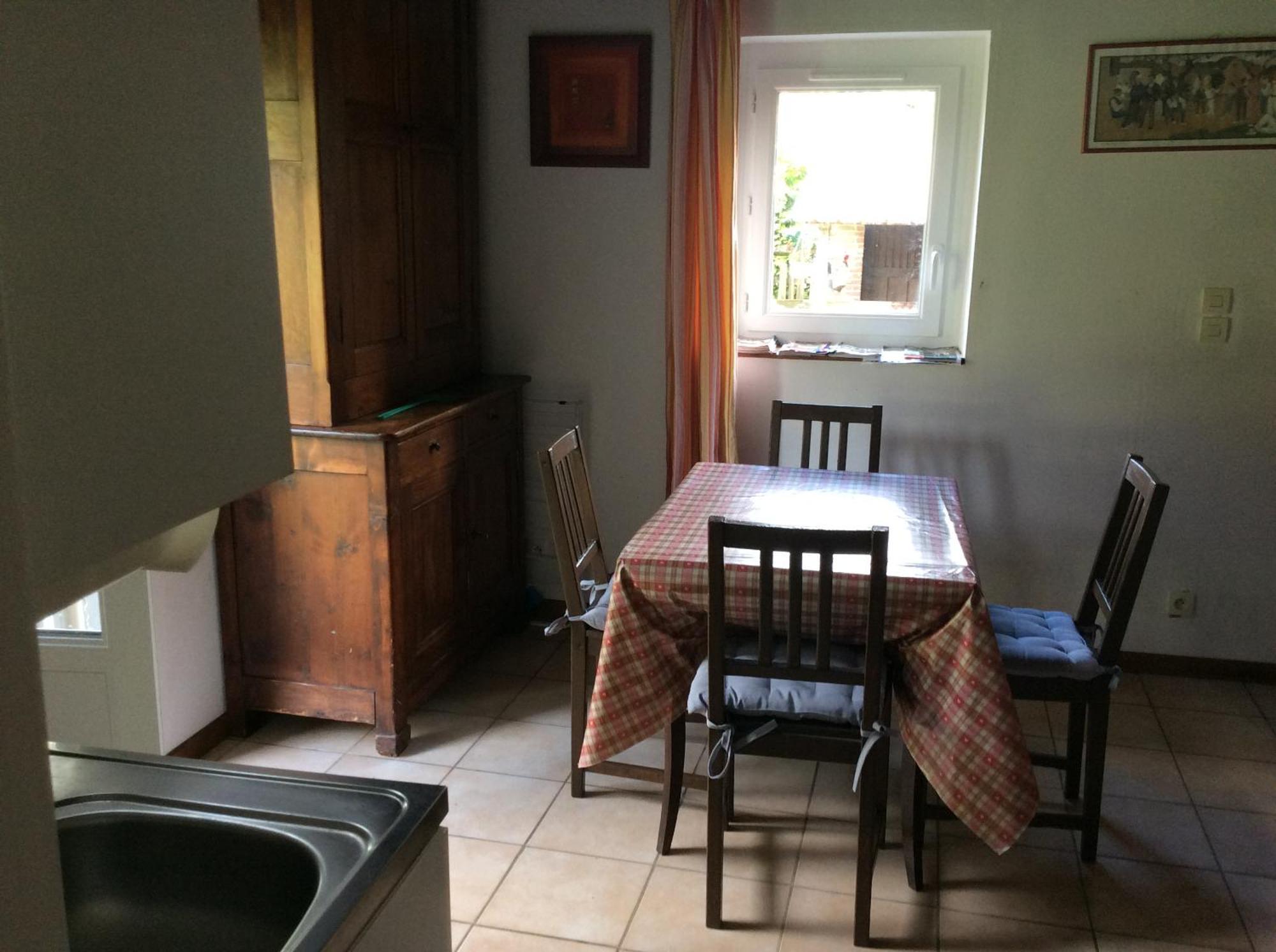 Maisonnette Independante A 500 M Du Centre Minimum 2 Nuits Hébergement de vacances